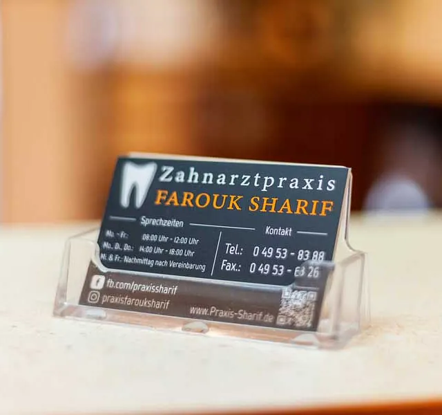 Zahnarztpraxis Farouk Sharif Visitenkarte