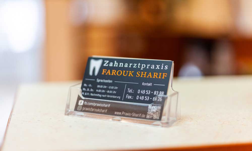 Zahnarztpraxis Farouk Sharif Visitenkarte